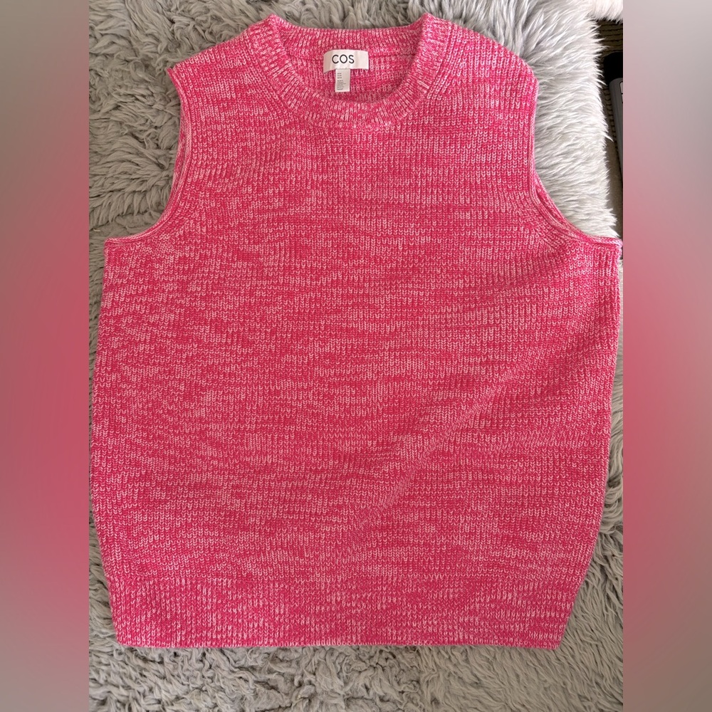 COS vest size M, all cotton.